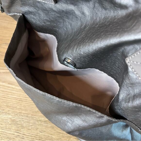 Kipling Doris Croc Embossed Handbag Purse Tote Metallic Silver Gray - Picture 7 of 10